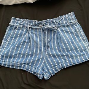 American Eagle high waisted paper bag denim shorts, size 14